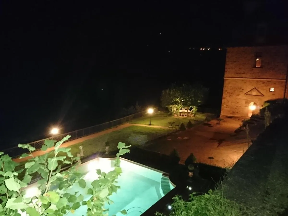 Chateau La Servayrie - Chambre D'Hotes Marcillac-Vallon Bed & Breakfast